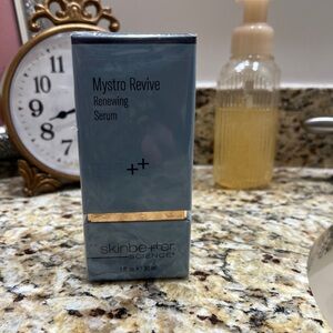 Skinbetter Science Mystro Revive Renewing Serum - Teal & Gold Box still sealed
